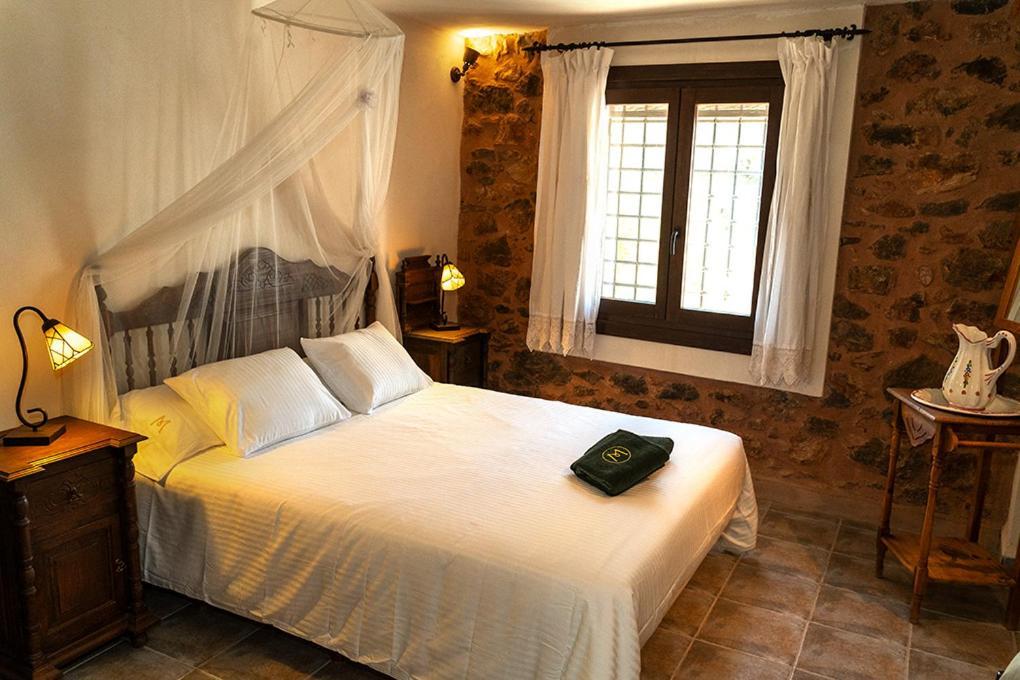 Masia De Matuta Vall de Almonacid Экстерьер фото